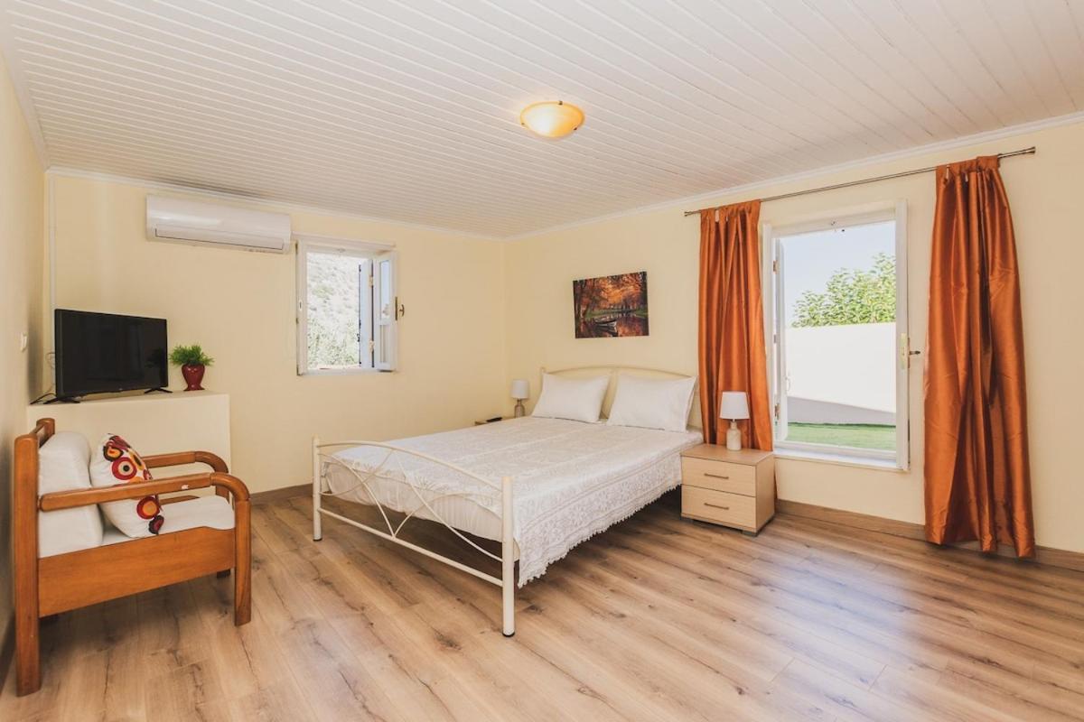 Angels' Home- Modern & Comfy, Fully Equipped 3Bd Dhrapanos Экстерьер фото